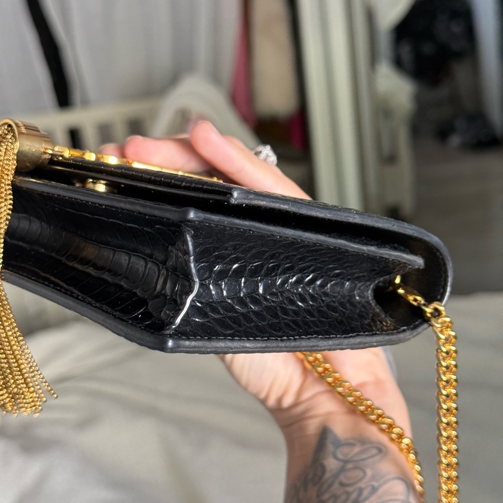 ❌SOLD❌YVES SAINT LAURENT KATE TASSEL CROC WALLET ON CHAIN - Picture 12 of 16